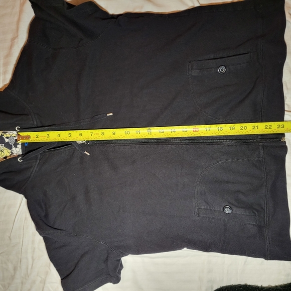 90s, Short Sleeve, Full Zip Hoodie With Floral Pattern Hood Detail - Picture 10 of 11